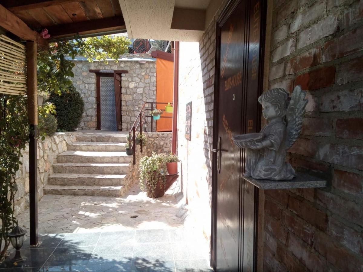 Yard House Trpejca Ohrid Exterior foto